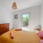 Maison Avec Jardin, Terrasse, Cheminée Insert Et Bois * Carcasona