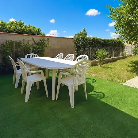 아파트 Maison Avec Jardin, Terrasse, Cheminee Insert Et Bois