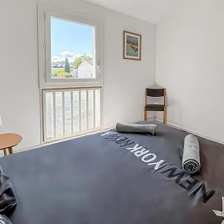 아파트 Maison Avec Jardin, Terrasse, Cheminee Insert Et Bois